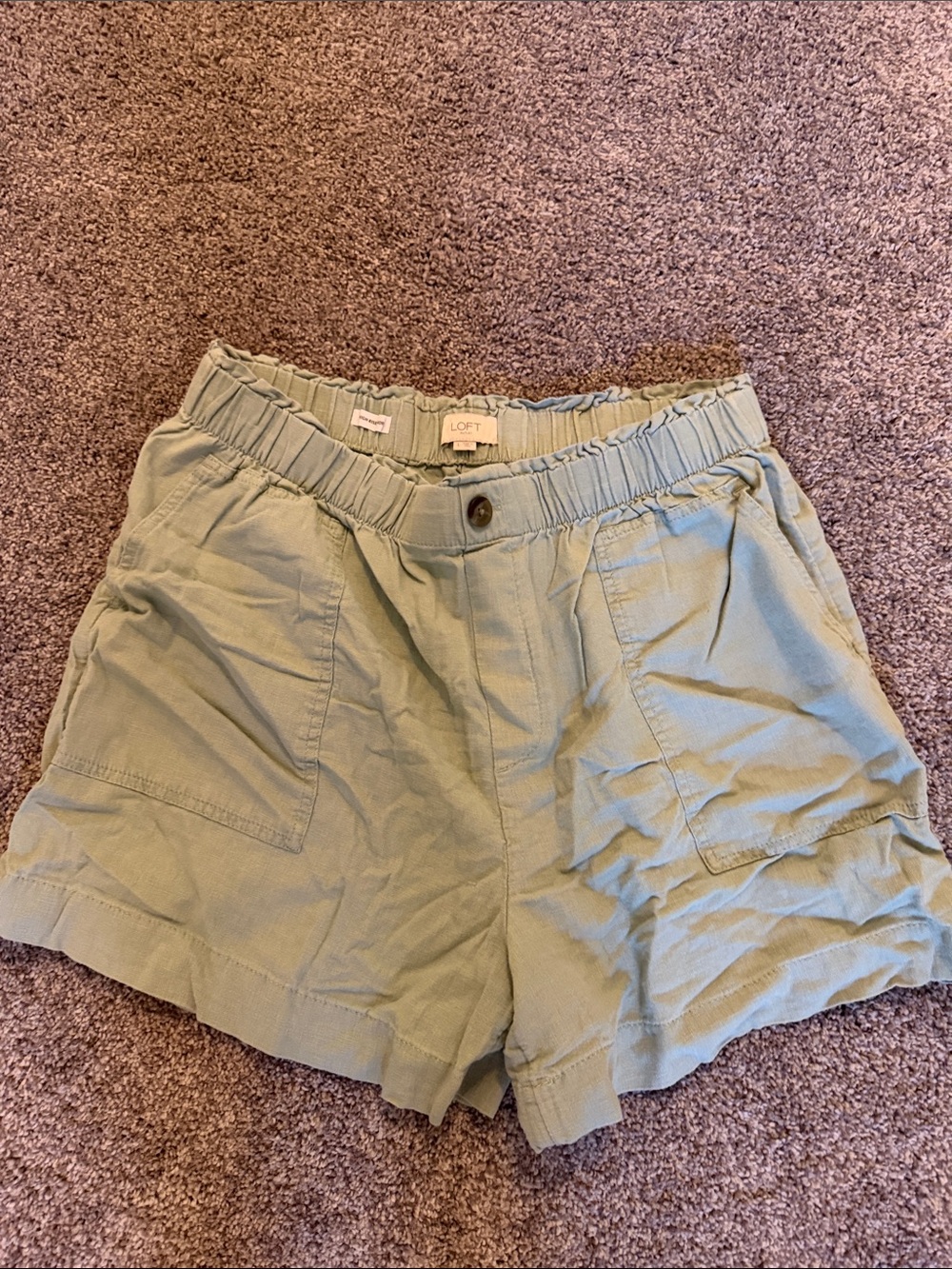 LOFT Olive High-Rise Elastic-Waist Utility Shorts